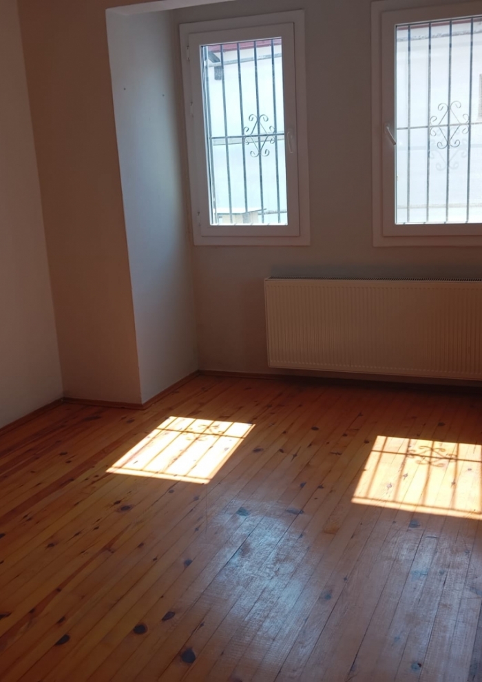 BABATAŞI  MAHALLESİNDE   KİRALIK  DAİRE  3+145000 TL